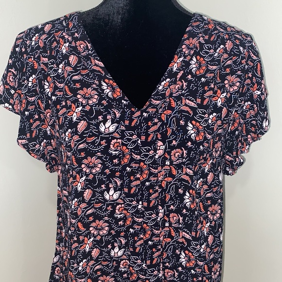 Sanctuary Floral print V-Neck Short Sleeve Top SP - Picture 4 of 10